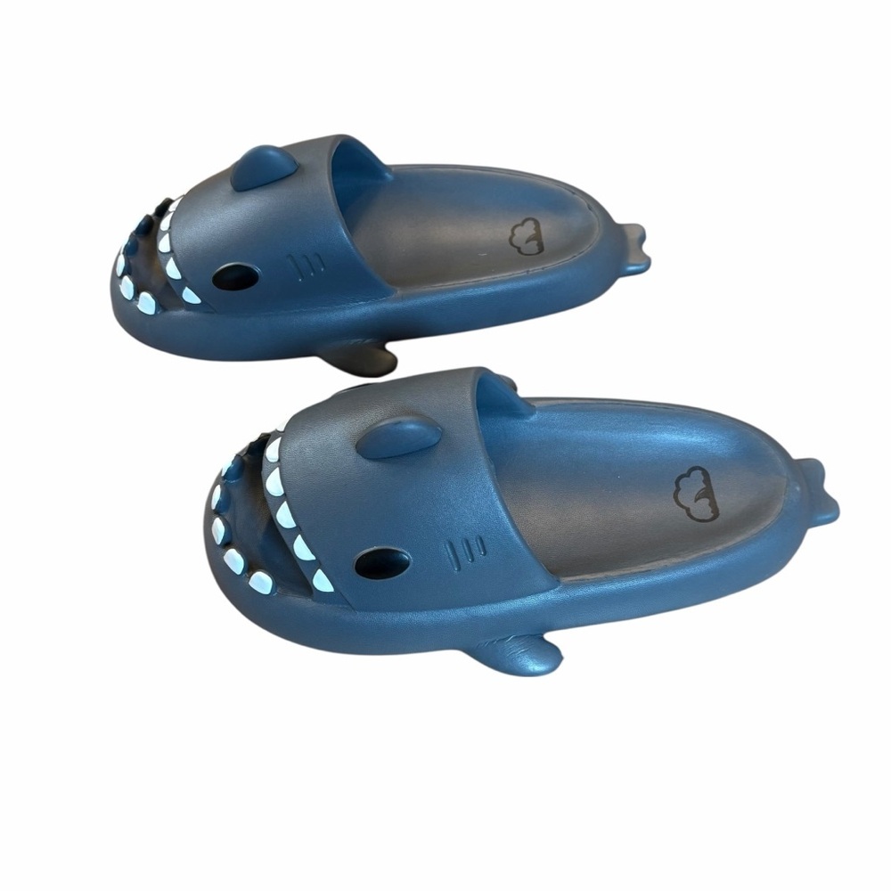 🦈 Shark Slides | Gray Cloud Cushion | EU 40-41 | 7.5 Mens | New in Bag - Picture 2 of 6